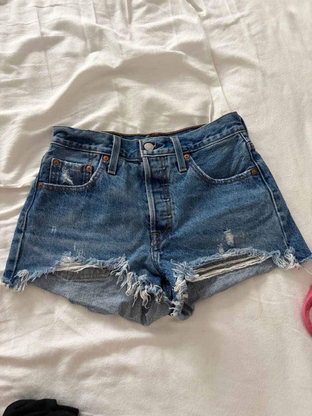 Levis 501 High-Rise Distressed Denim Shorts - Medium Wash